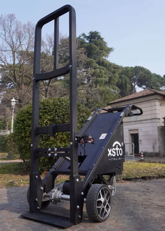 ET400 — vista del carrello in posizione verticale